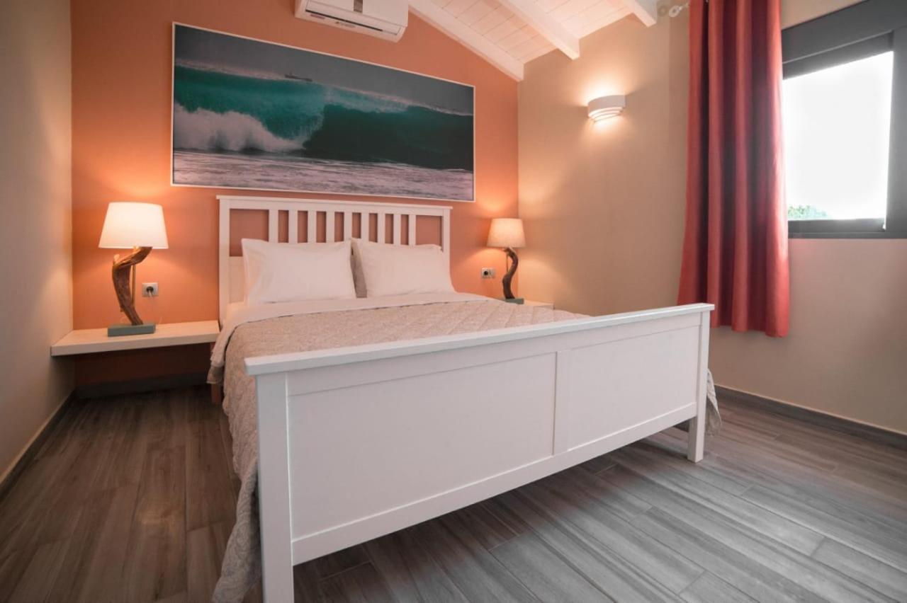 Golden Sand1 Villa เอียลิซอส ภายนอก รูปภาพ